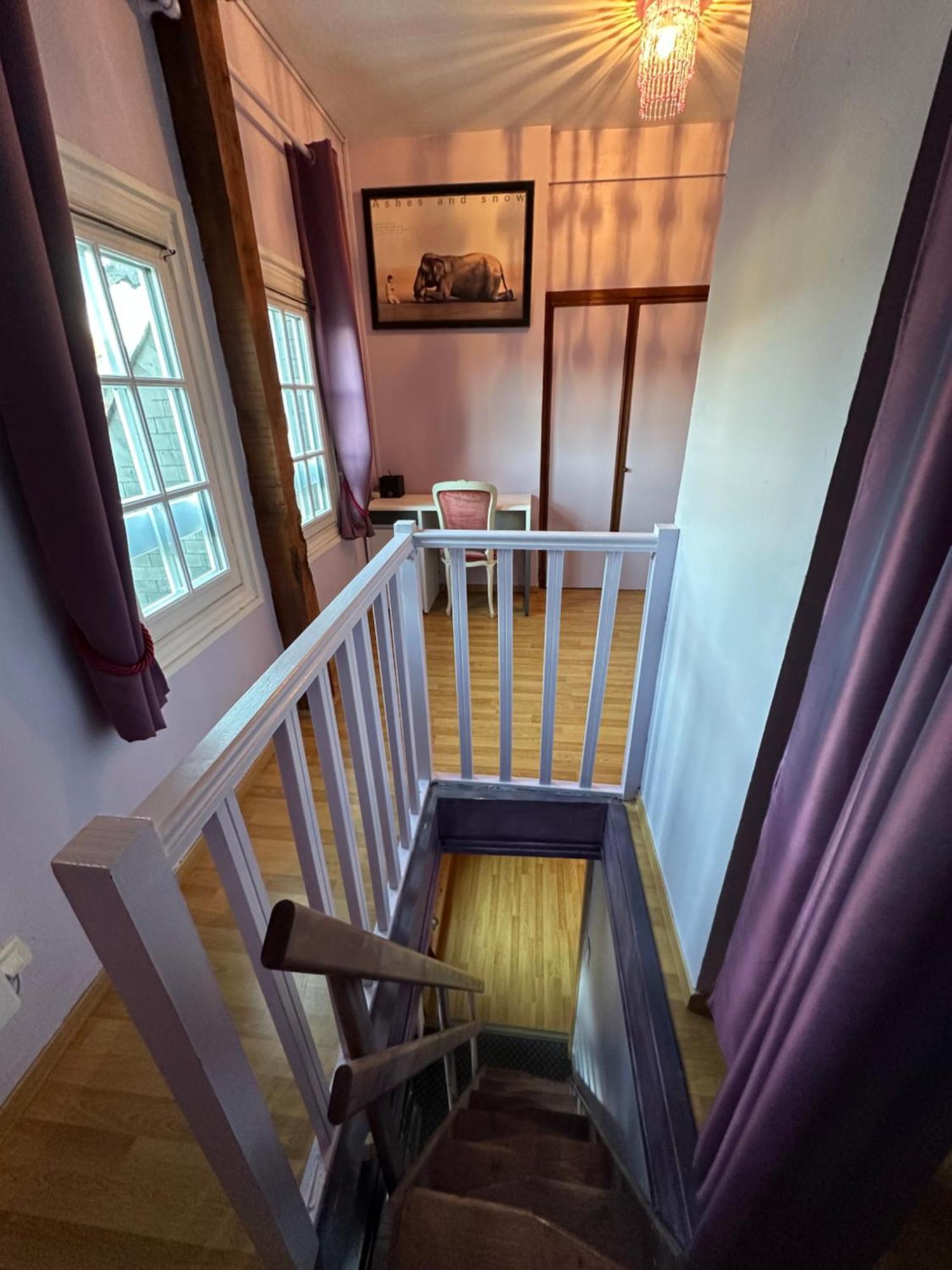 Apartment Spacious Flat 65 Sqm With And Cliffs At 100m *
