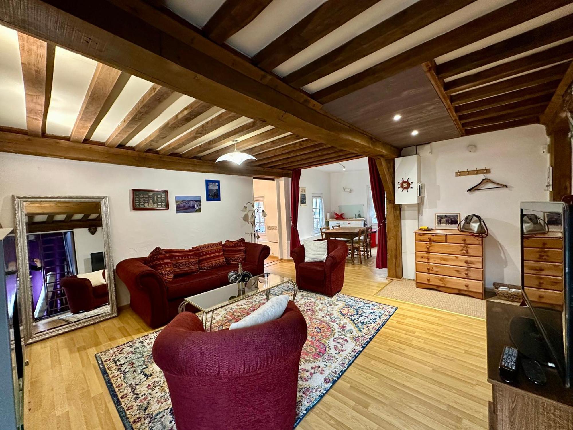 Apartment Spacious Flat 65 Sqm With And Cliffs At 100m